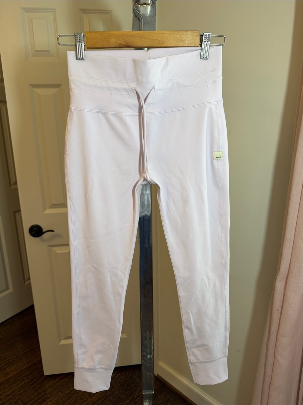 Vuori Light Pink Jogger Sweatpants with Drawstring